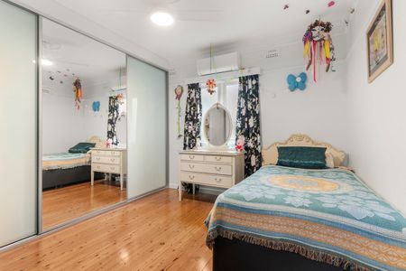 32 Edward Street, Sylvania NSW 2224 - House For Rent | Domain - Photo 4