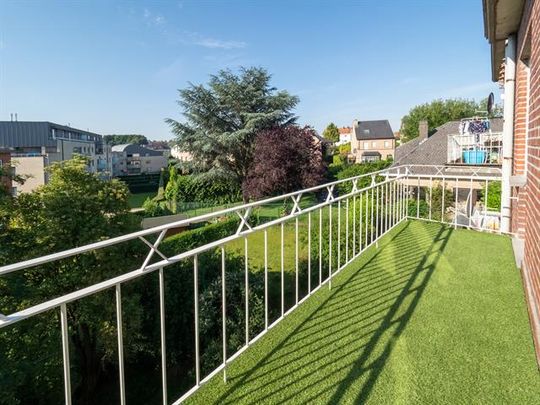 Appartement te huur in Kraainem - Photo 1