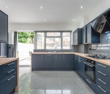 Room in a Shared House, Wanlip Road, E13 - Photo 3