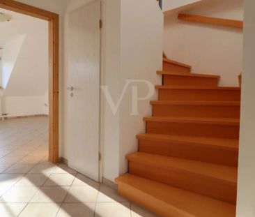 Helle Maisonette-Dachgeschosswohnung in gepflegter Doppelhaushälfte... - Photo 3