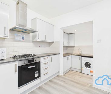 RM4 Hampden Road | Grays | London | RM17 5JP - Photo 3