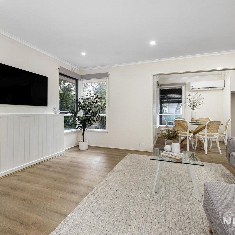 10 Nandina Street, FOREST HILL - Photo 1