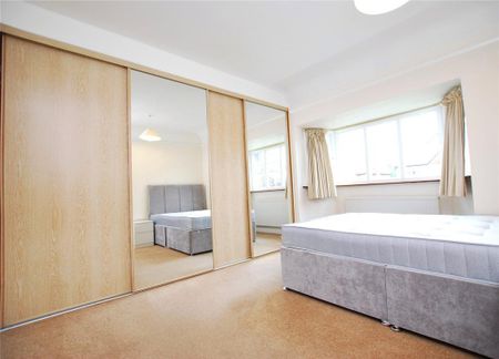 4 bedroom semi-detached house to rent - Photo 2