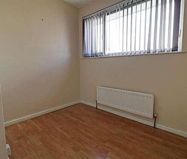 Matlock Road, Lower Farm, Bloxwich, WS3 - Photo 5