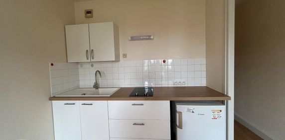 Location Appartement 1 pièce 18m² BLOIS 41000 - Photo 2