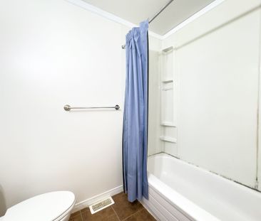 For Lease - 222 Castlefrank Road Unit# Upper, Kanata, Ontario - Photo 6