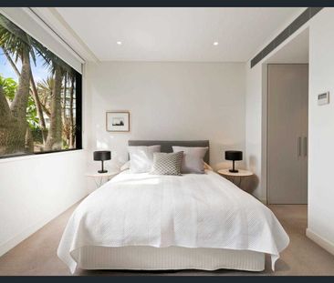 Secluded modern retreat in the prestigious Advanx building - Photo 5