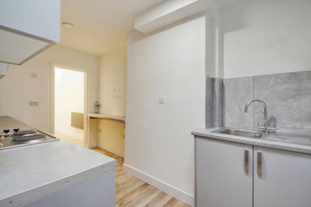 1 bedroom apartment to rent - Photo 2