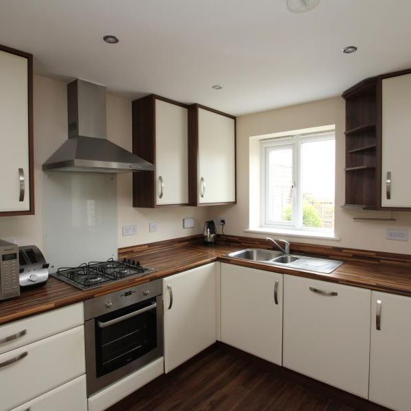 5 bedroom terraced house to rent - Photo 1