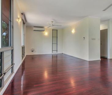 Classic Darwin Elevated House - Photo 1