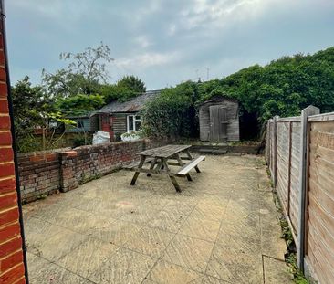 Blenheim Road - Photo 6