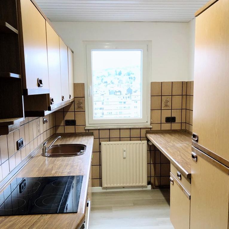 2-Zimmer Wohnung • frisch renoviert • sofort frei!• - Photo 1