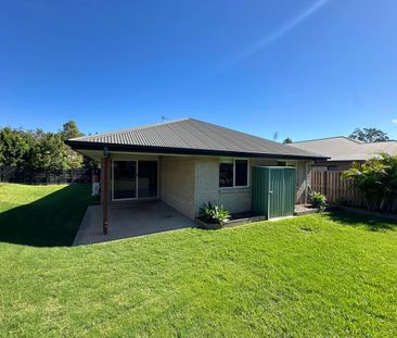 Modern 4 bedroom home in Riverstone Rise - Photo 6