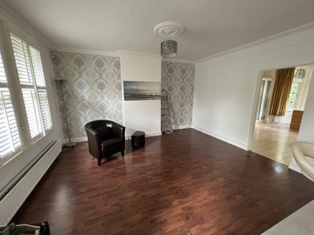Large 2 bedroom Apartment for rent - Photo 4