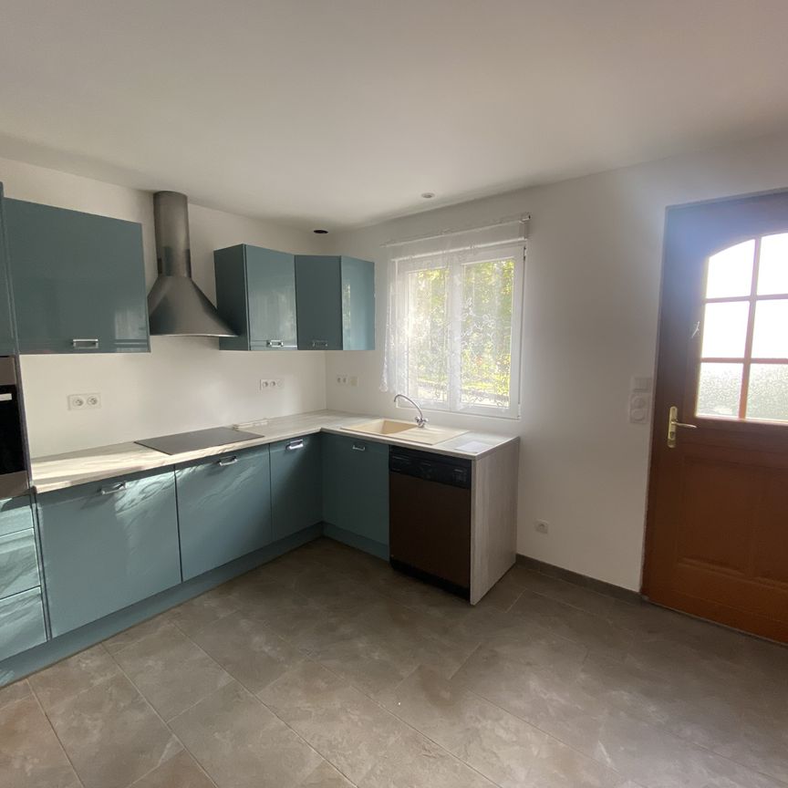 Location Maison 2 pièces 49m² DOMART EN PONTHIEU 80620 - Photo 1