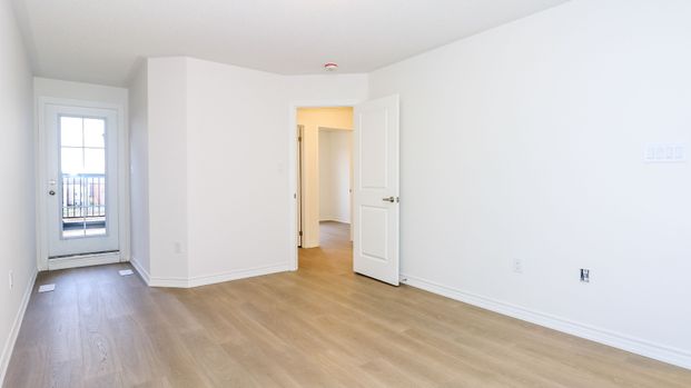 For Lease - 1995 Matteer Court Unit# 27, Innisfil, Ontario - Photo 1