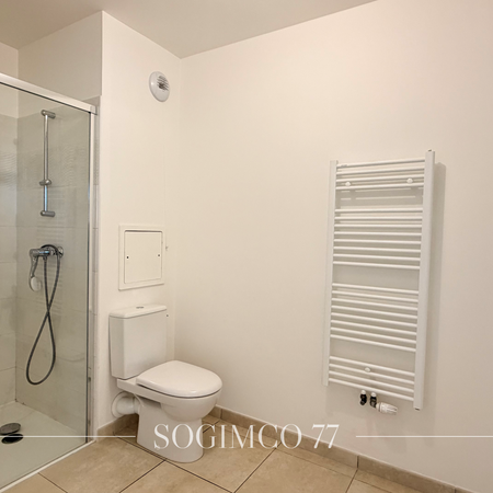 Location Appartement 2 pièces 44m² CHESSY 77700 - Photo 3