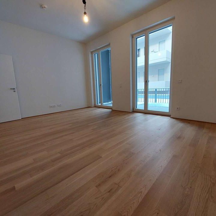 Schlosseck Dresden - großzügige 4 Zimmer, 2 Bäder, Loggia und Terrasse auf 2 Ebenen - Foto 1