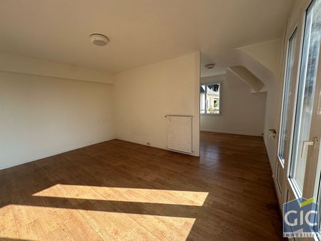 Location Appartement 4 pièces 67m² - Photo 5