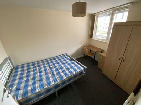 Trinity Court, Higher Cambridge Street, Manchester, M15 - Photo 3