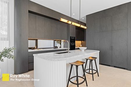 BRAND NEW 5 BEDROOM HOME - Photo 3