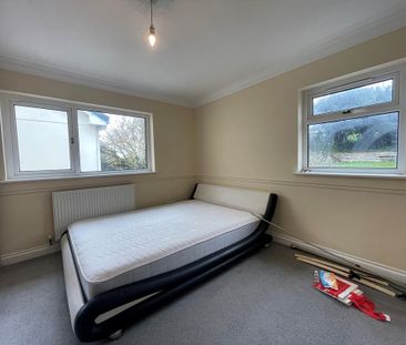 4 bedroom house to rent - Photo 2