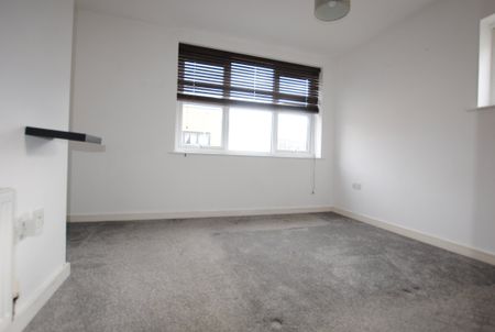 Courtyard Mews, GREENHITHE, London - Photo 2