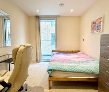 2 bedroom flat - Photo 6