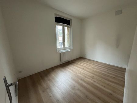 Location Appartement 3 pièces 55 m2 à Saint-Quentin - Photo 3