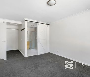 Spacious 4 Bedroom Home in Jackass Flat - Photo 1