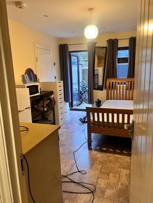Studio Flat, Cephas Street, E1 - Photo 1