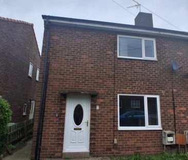 2 bedroom semi-detached house to rent - Photo 4