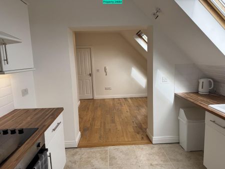 1 bedroom flat to rent - Photo 3