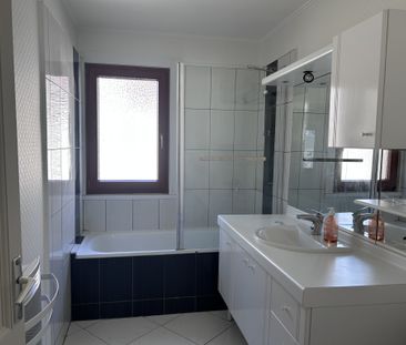 Location Appartement 2 pièces 54m² MULHOUSE 68100 - Photo 4