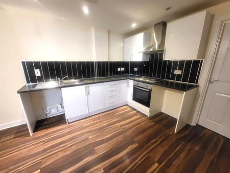 2 bedroom apartment to rent - Photo 3