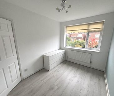 4 bedroom detached house to rent - Photo 5