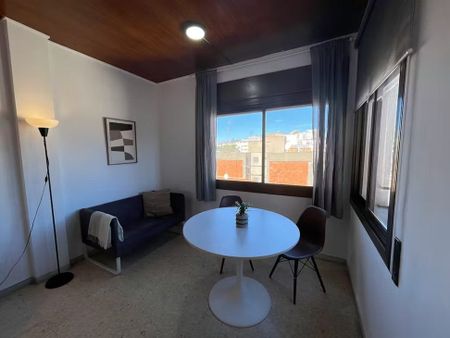 Avinguda del Carrilet, L'Hospitalet de Llobregat, Catalonia 08902 - Photo 2