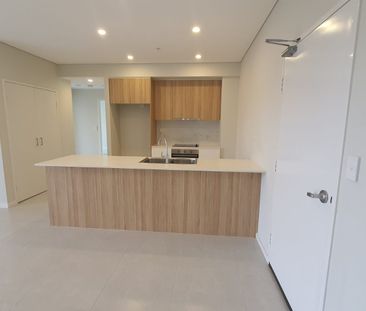 Modern 2-Bedroom Apartment - Photo 3