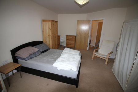 1 bedroom detached house to rent - Photo 2