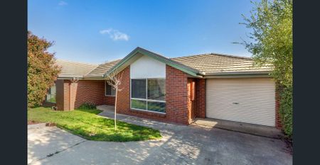 Bright and Comfortable Home - Photo 5