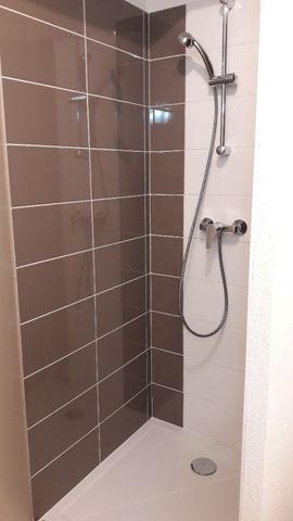 Location Appartement 1 pièce 20m² PAU 64000 - Photo 3