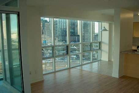 For Lease - 30 Grand Trunk Crescent Unit# 2906, Toronto, Ontario - Photo 1