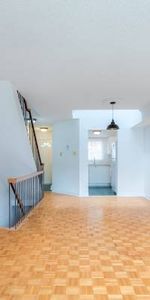 3-Bedroom Condo Townhouse in the Junction Triangle - Photo 4