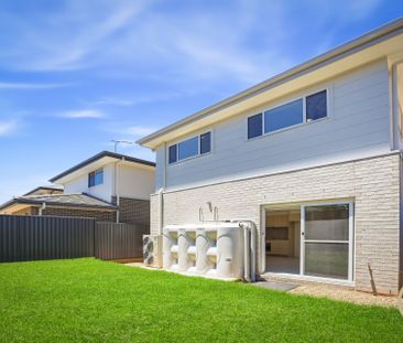 Newly Built Modern Home Offering Space, Comfort & Style - Photo 6