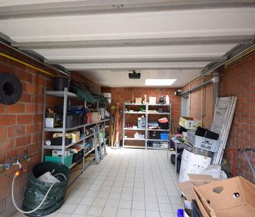 HALFOPEN WONING MET 3 SLAAPKAMERS EN AANGENAME TUIN - Photo 2