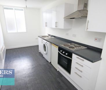 1 bedroom Flat To Let - Photo 1