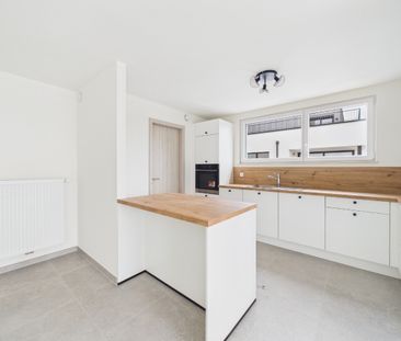 Appartement neuf, 2 chambres, garage, cave, terrasse - Photo 3
