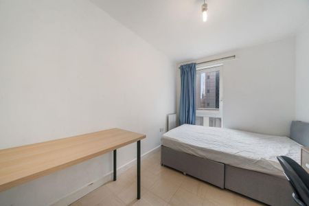 3 bedroom apartment to rent - Photo 5