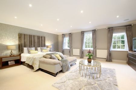 6 bedroom detached house to rent - Photo 4