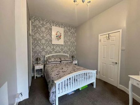Shorncliffe Road, Folkestone, CT20 - Photo 5